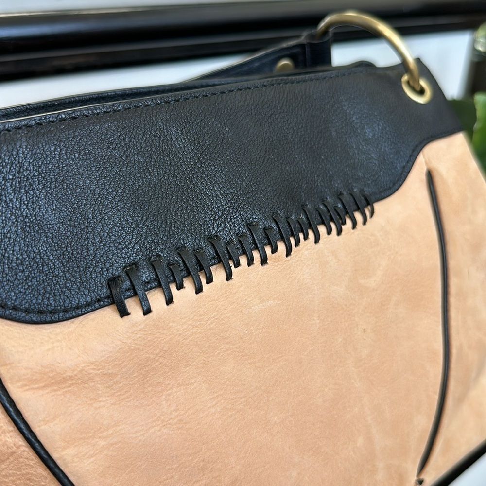 Tre Vero Black And Tan Women's Bag - image 7